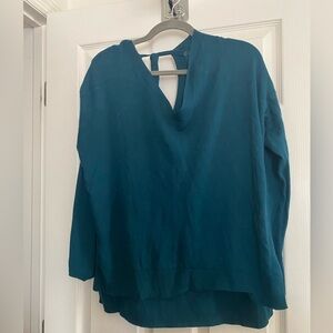 NWOT LOFT V-Neck Sweater Medium (runs large)